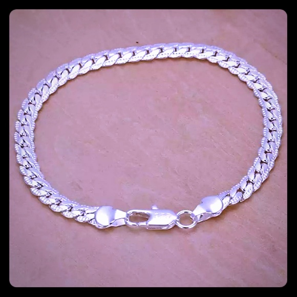 Silver Bracelet Flat Herringbone Chain Bracelet NWT - Picture 1 of 6